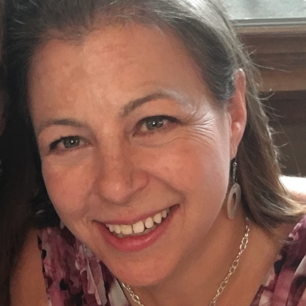 Meet your Posher, Suzanne